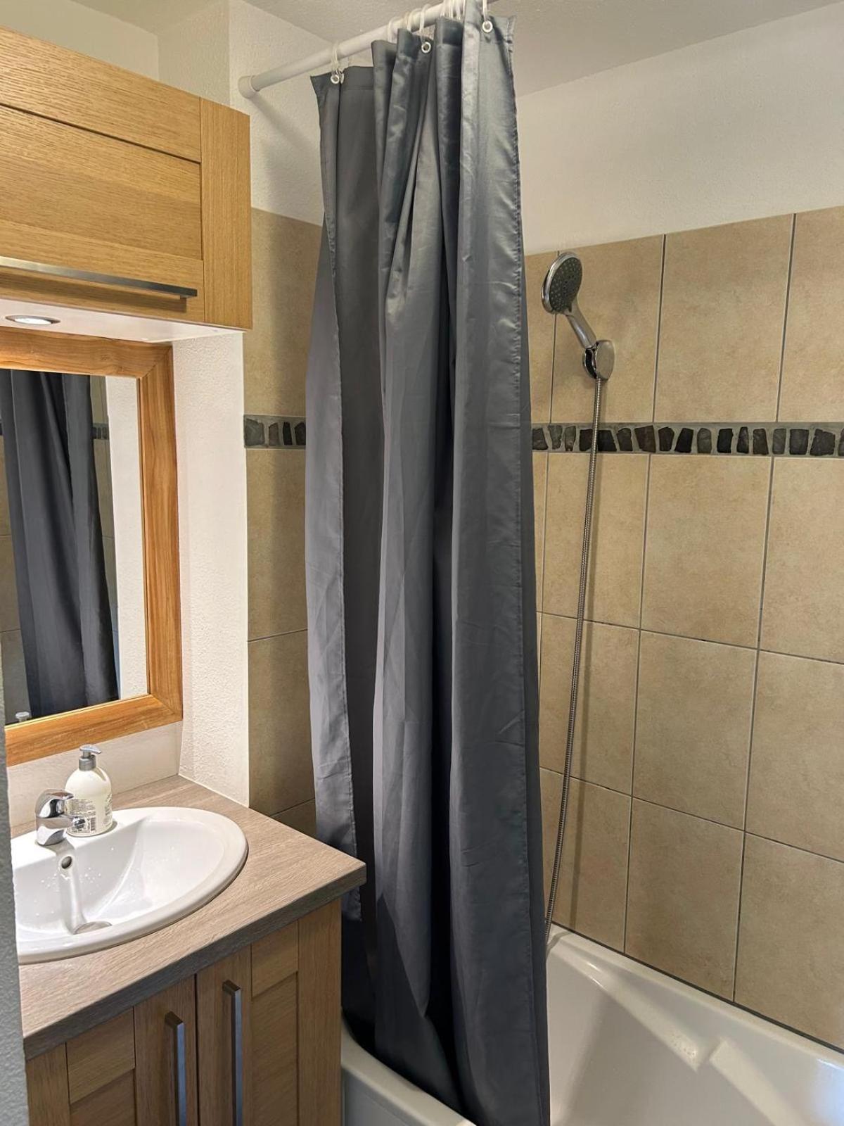 Appartement T2 Piscine Parkin Privee Коломие Екстериор снимка